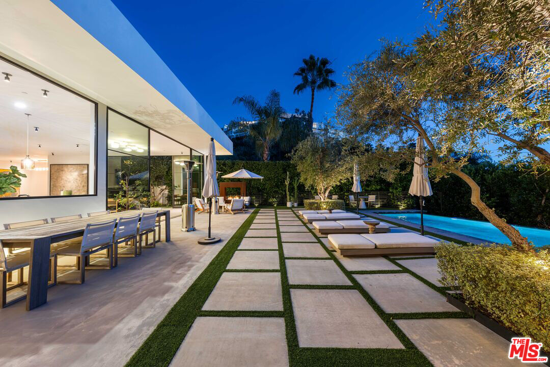 MLS #25-488247 image #26