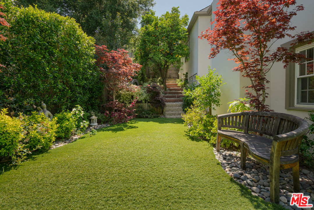 MLS #25-488381 image #25