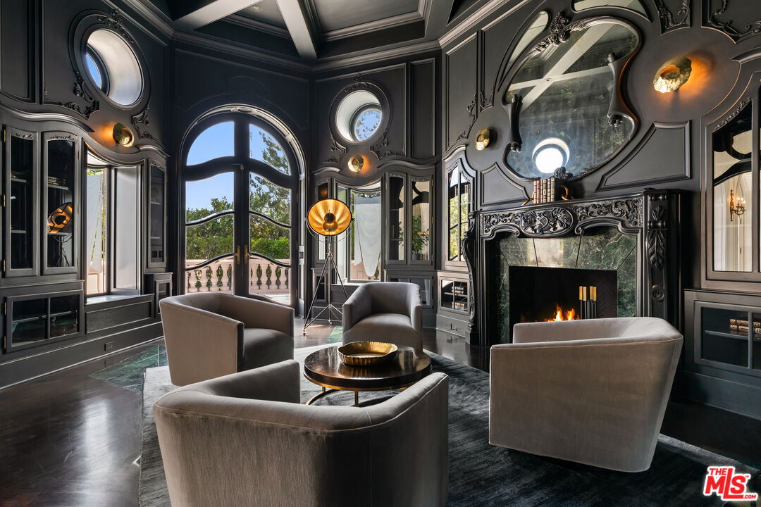 MLS #25-488965 image #12