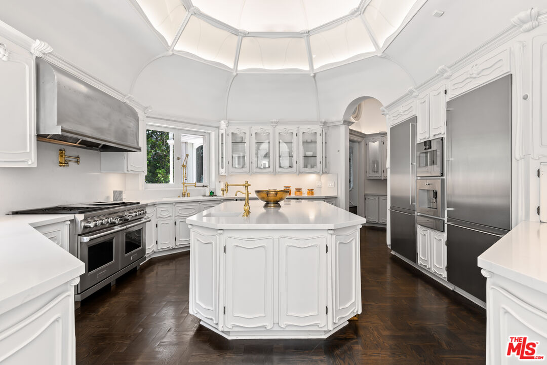 MLS #25-488965 image #17