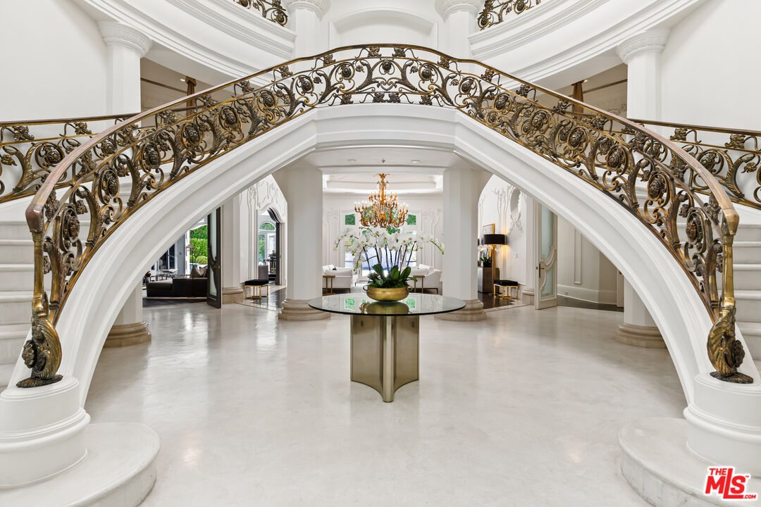 MLS #25-488965 image #5