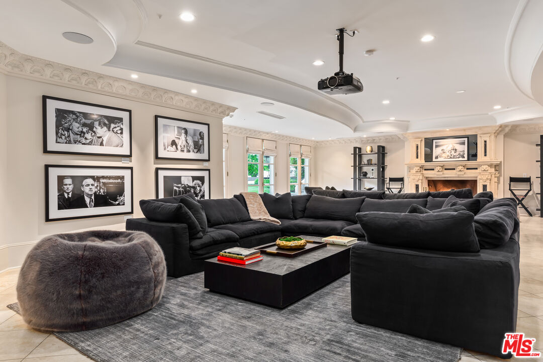 MLS #25-489101 image #29