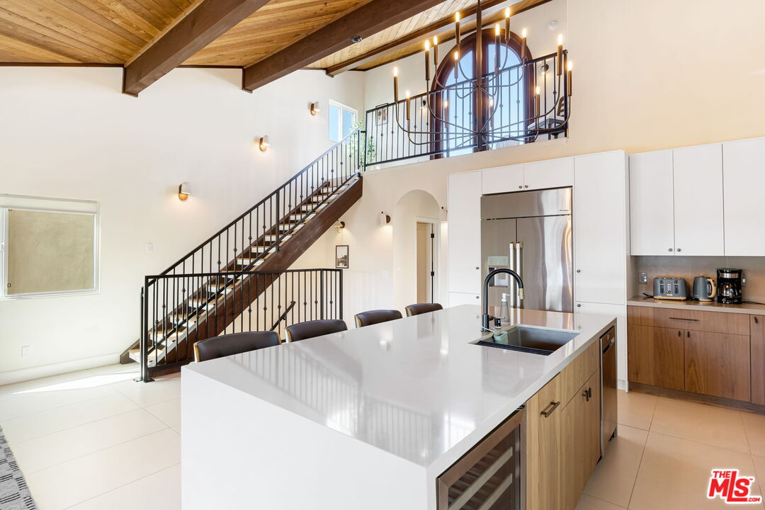 MLS #25-489153 image #7