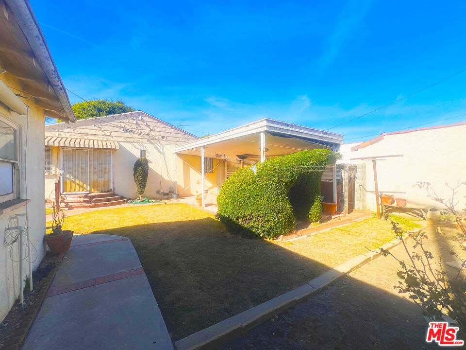 MLS #25-489599 image #11