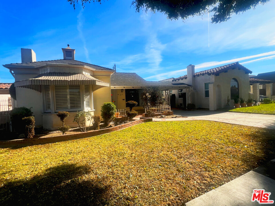 MLS #25-489599 image #14