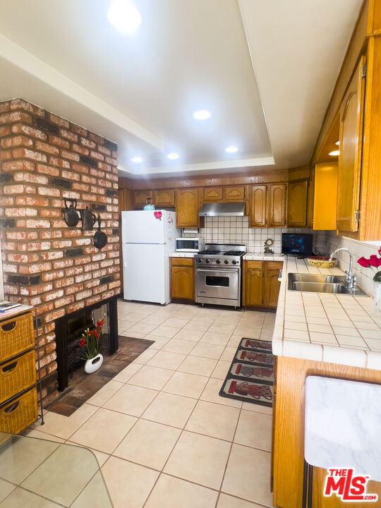 MLS #25-489599 image #4