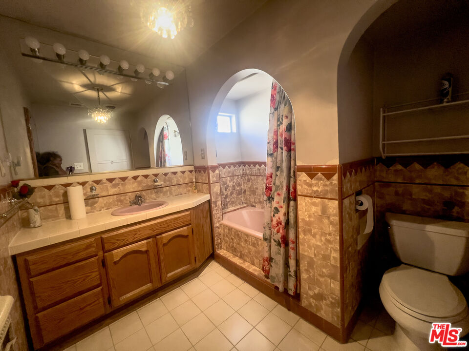 MLS #25-489599 image #6