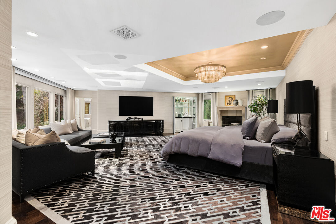 MLS #25-490157 image #27