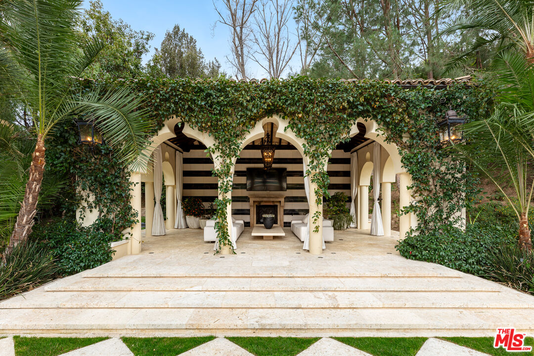 MLS #25-490157 image #44