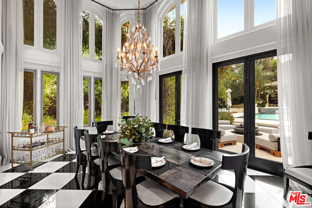 MLS #25-490157 image #5