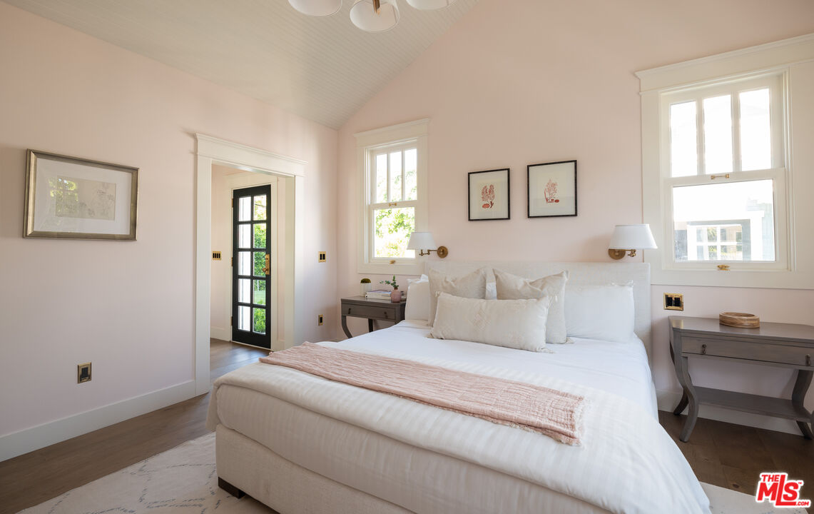 MLS #25490729 image #16