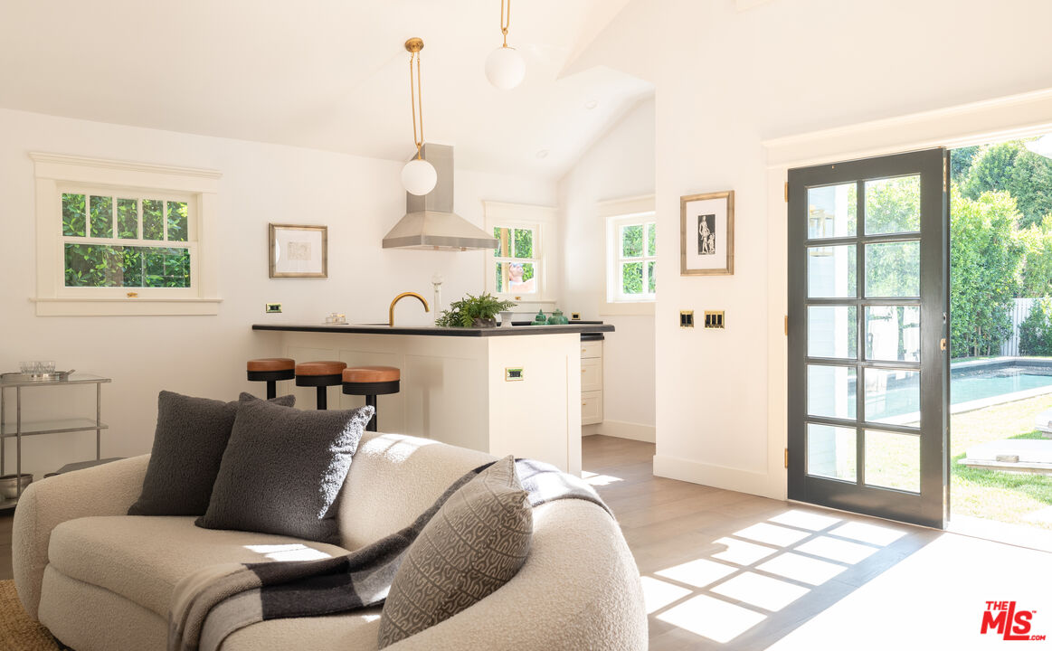 MLS #25490729 image #27