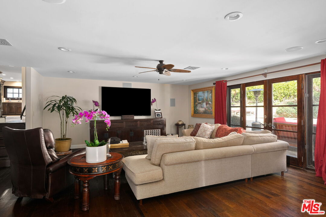 MLS #25490845 image #16