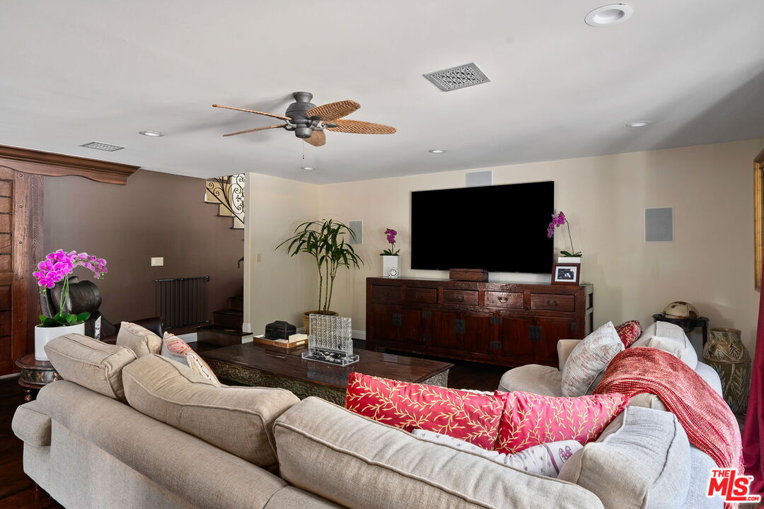 MLS #25490845 image #17