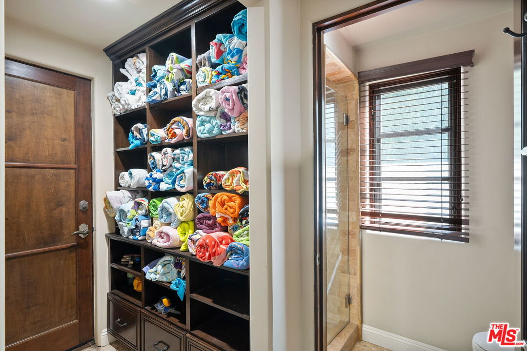 MLS #25490845 image #19