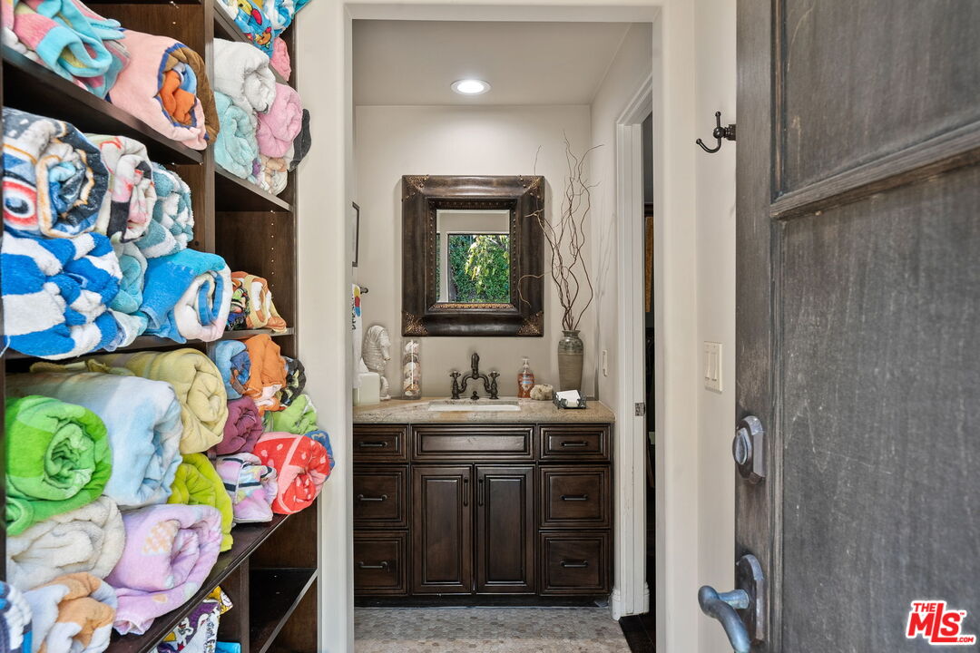 MLS #25490845 image #20