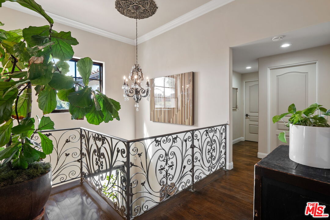 MLS #25490845 image #22