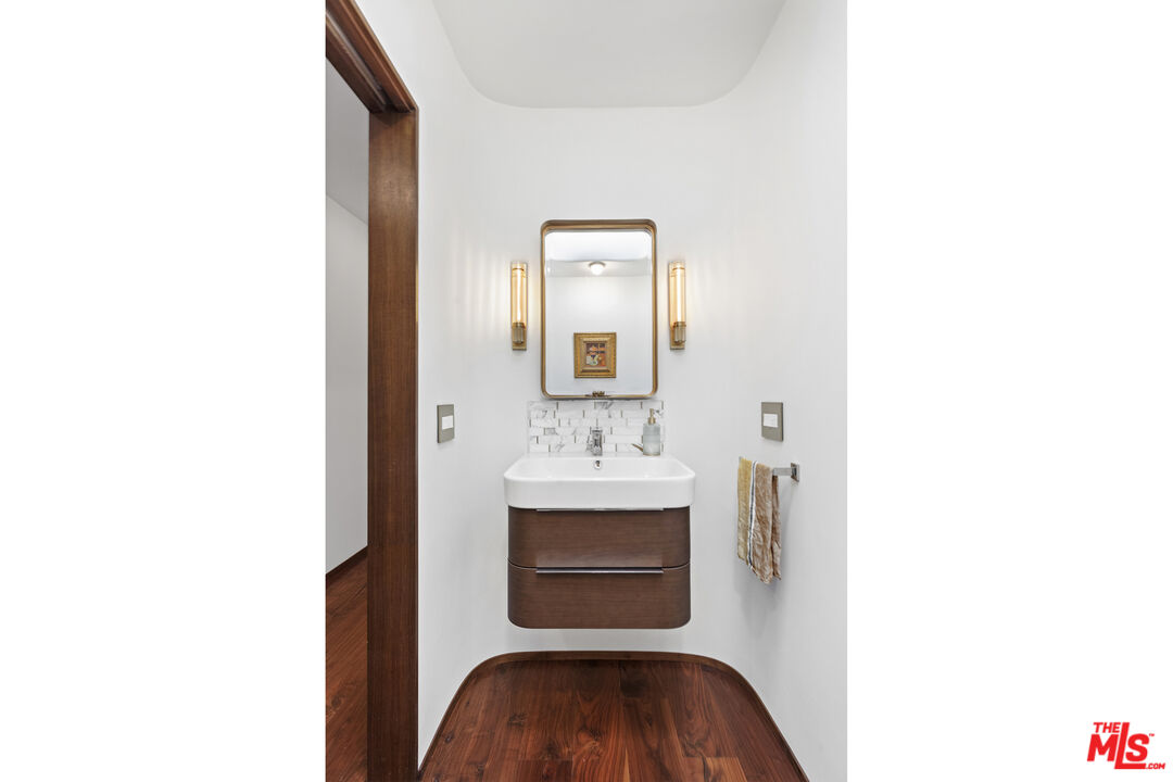 MLS #25491069 image #38