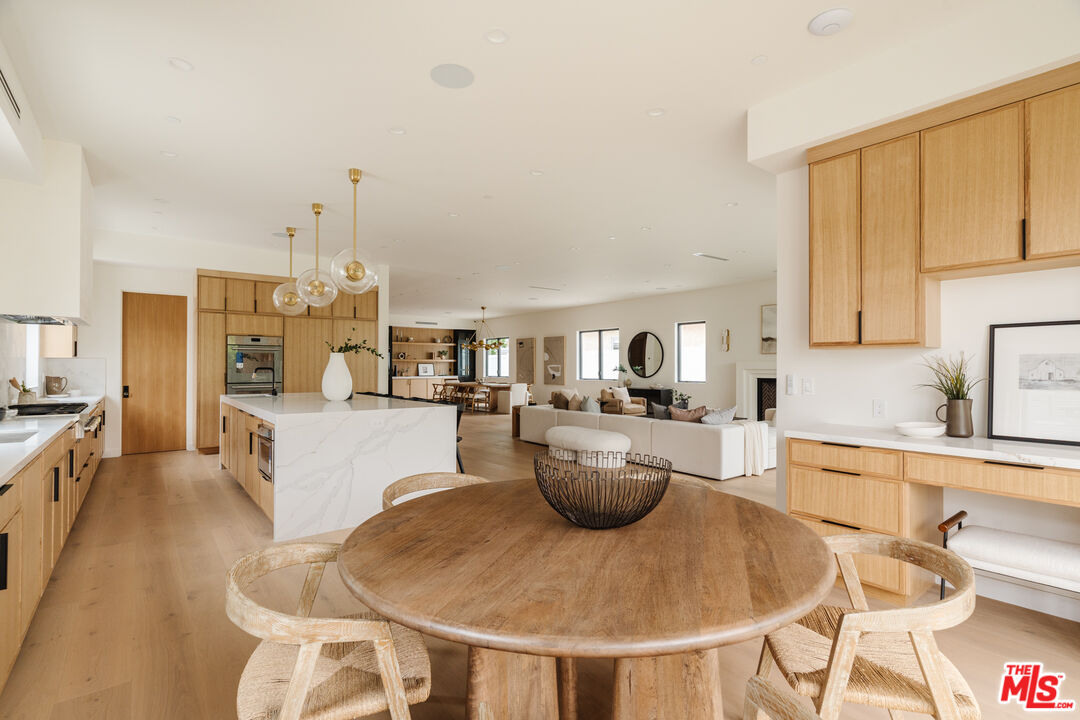 MLS #25491919 image #23