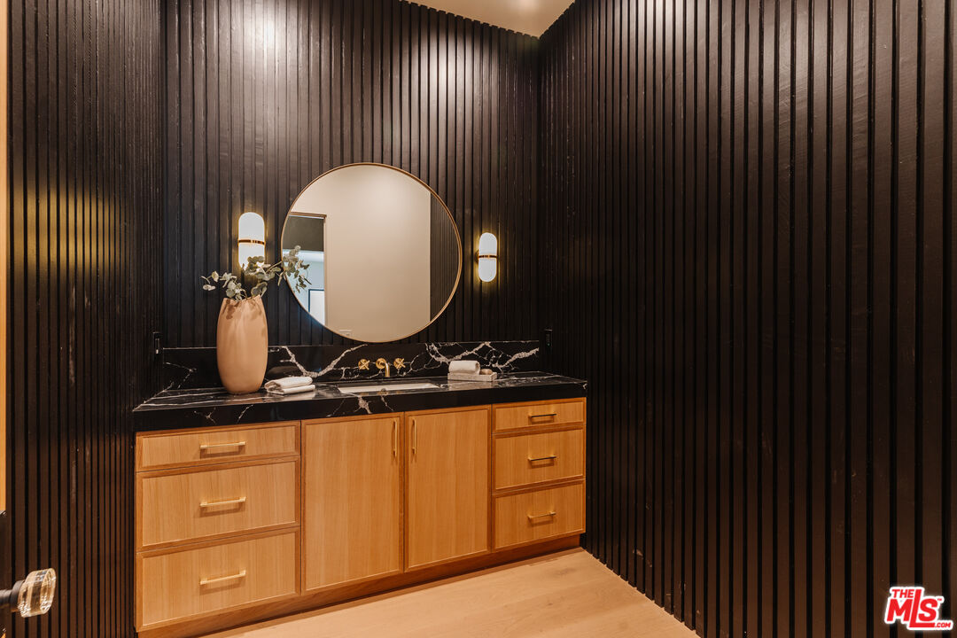 MLS #25491919 image #37