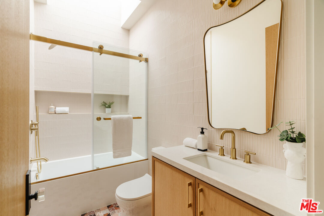 MLS #25491919 image #62