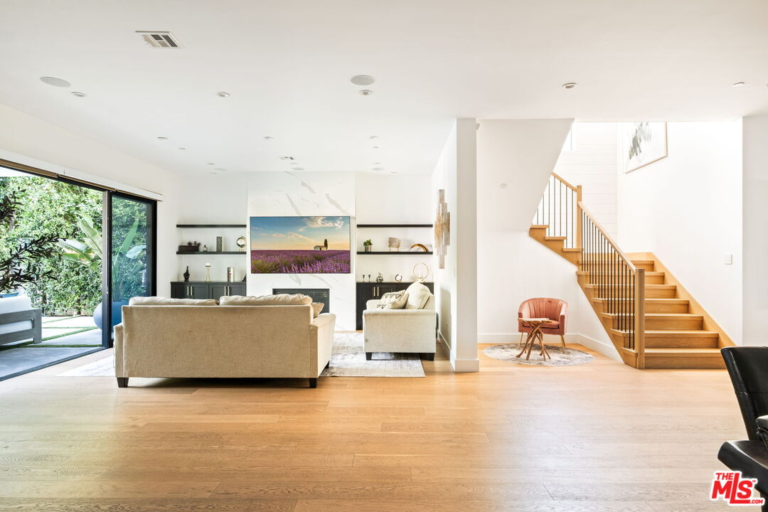 MLS #25491955 image #11