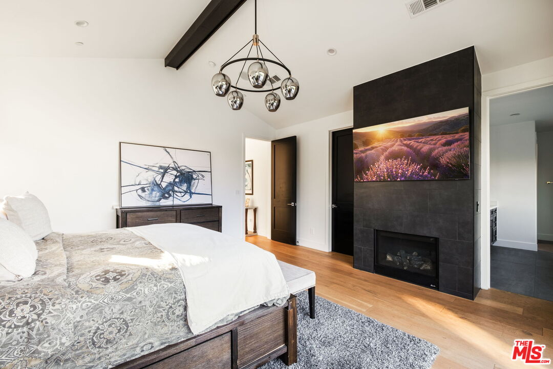 MLS #25491955 image #21