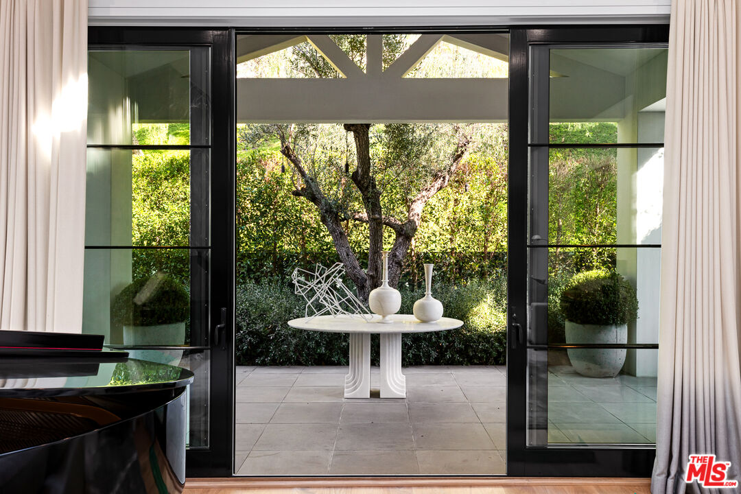 MLS #25492053 image #11