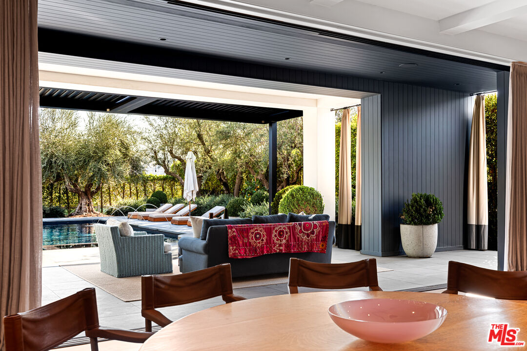 MLS #25492053 image #23