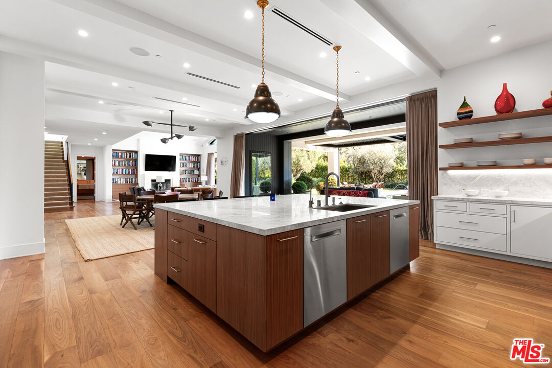 MLS #25492053 image #26