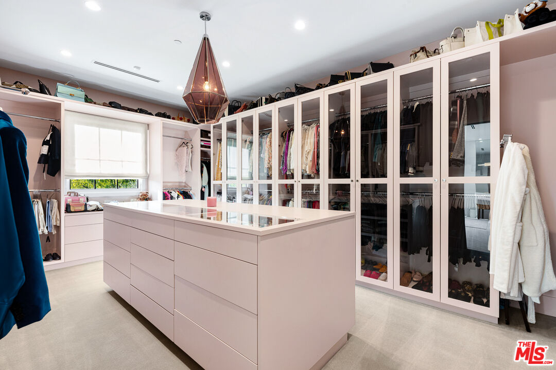 MLS #25492053 image #36