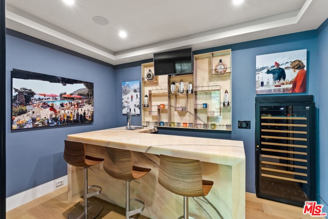 MLS #25492149 image #25