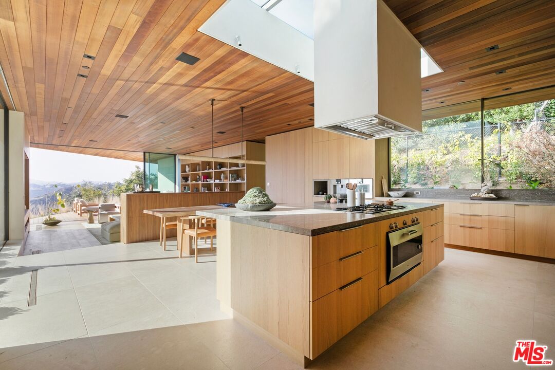 MLS #25493341 image #13