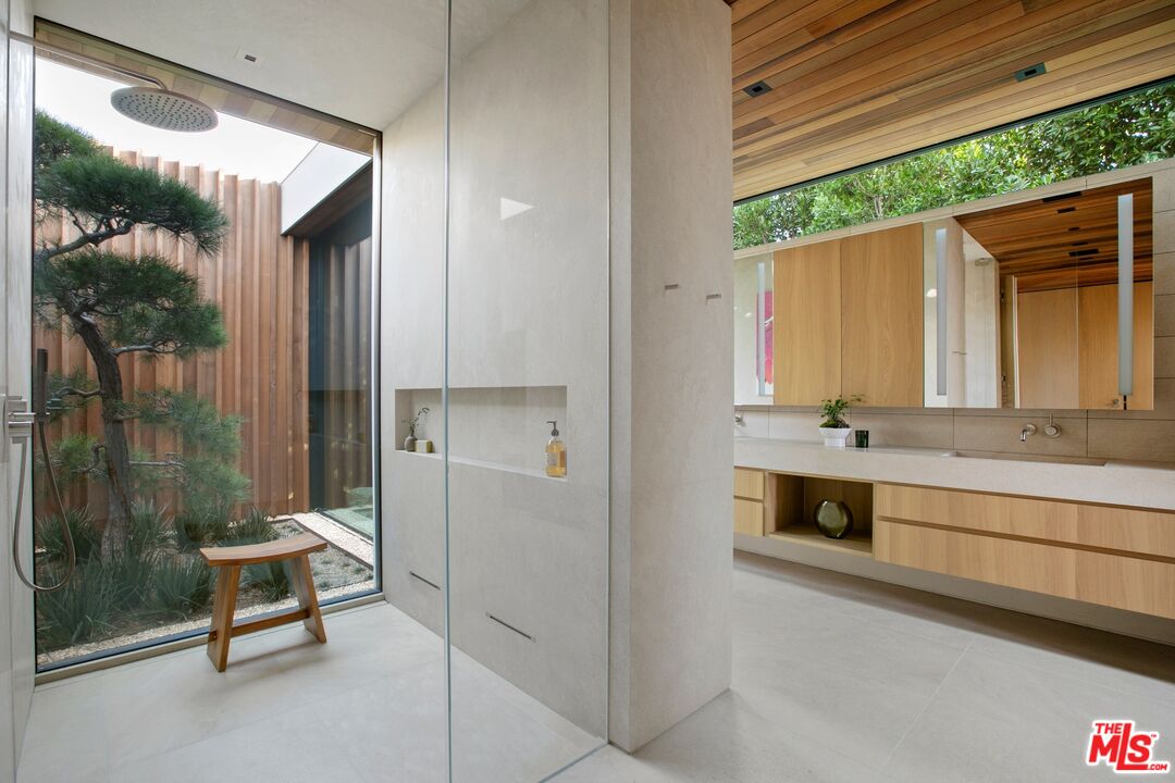 MLS #25493341 image #33