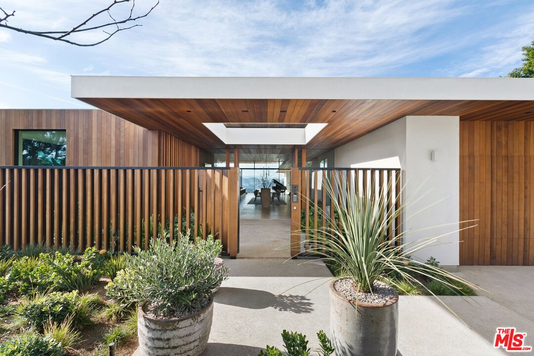 MLS #25493341 image #3