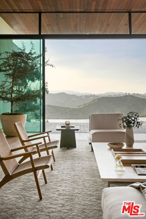 MLS #25493341 image #43