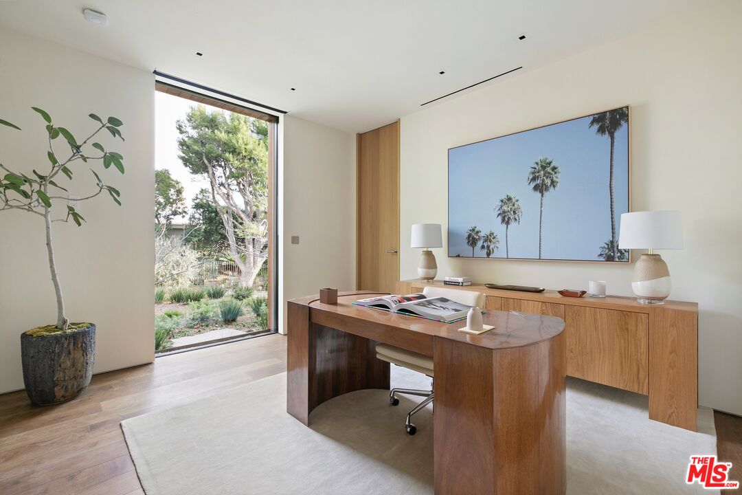 MLS #25493341 image #47