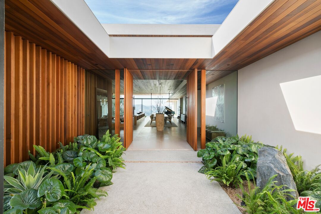 MLS #25493341 image #4