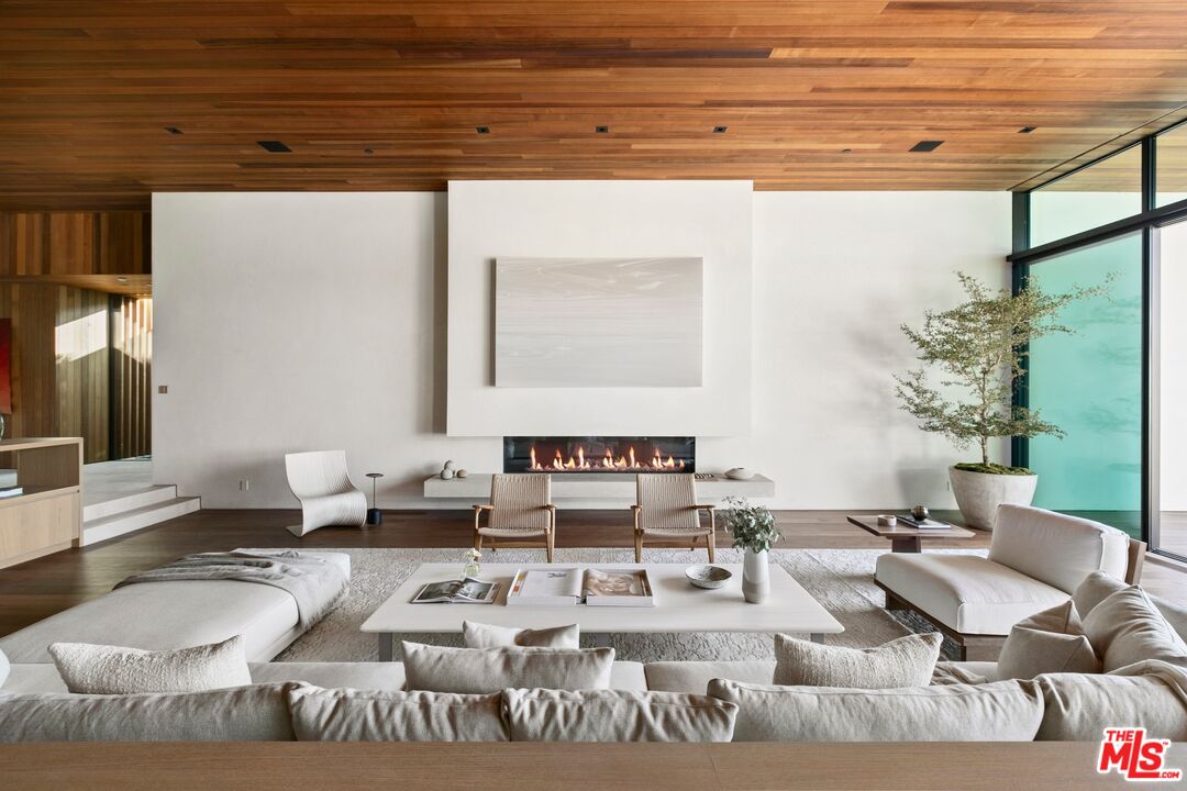 MLS #25493341 image #6