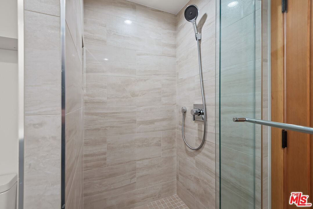 MLS #25493811 image #13