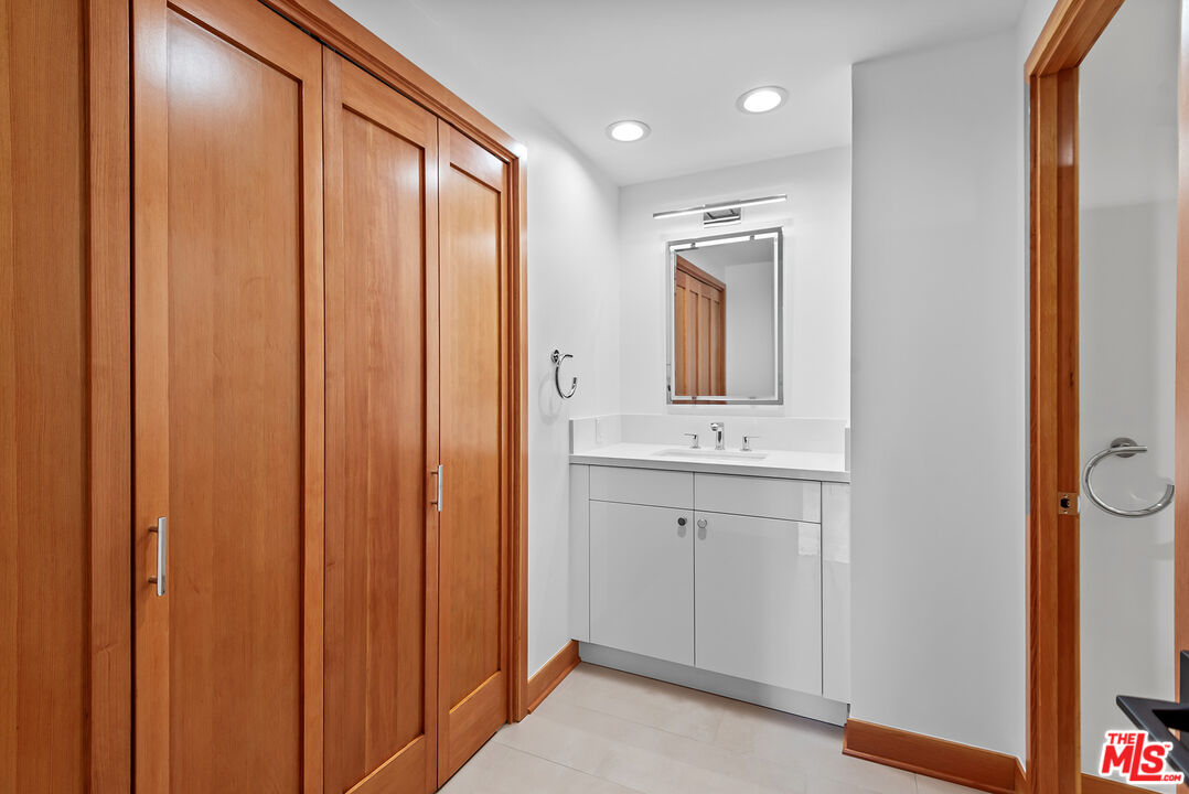 MLS #25493811 image #14