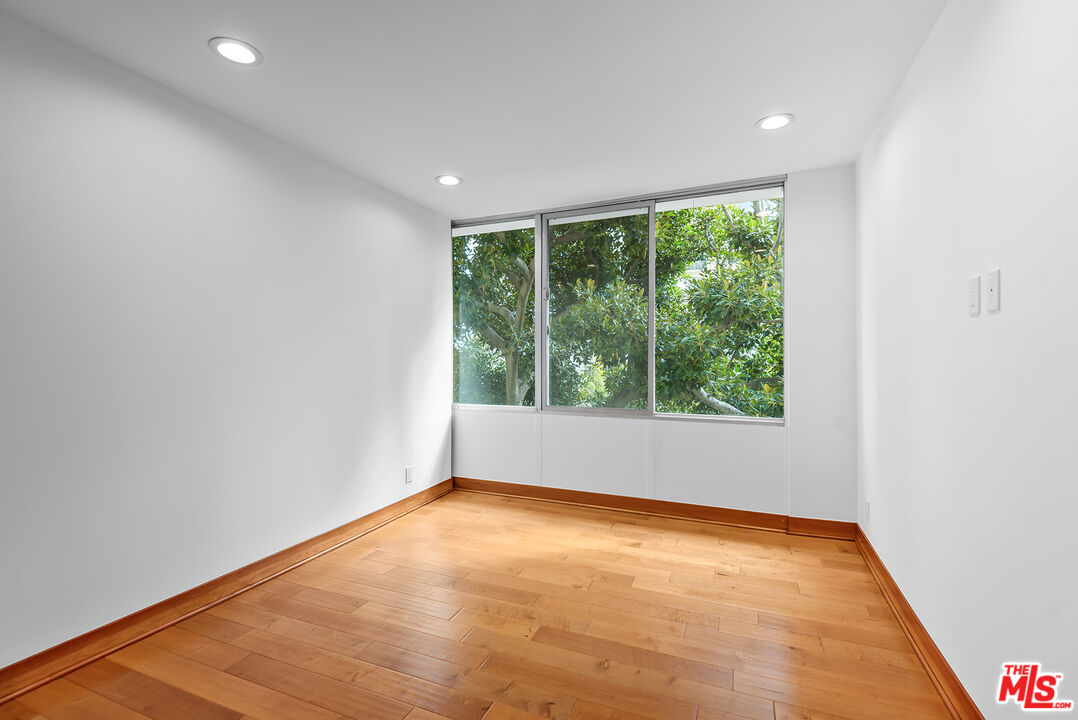 MLS #25493811 image #15