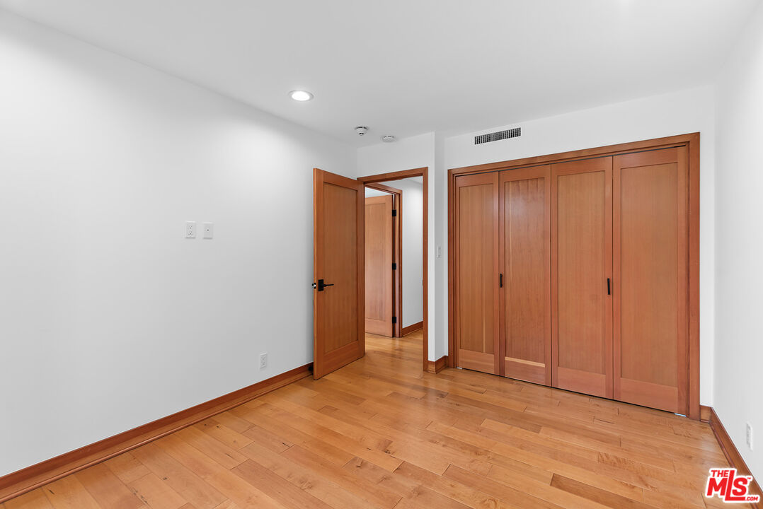 MLS #25493811 image #16