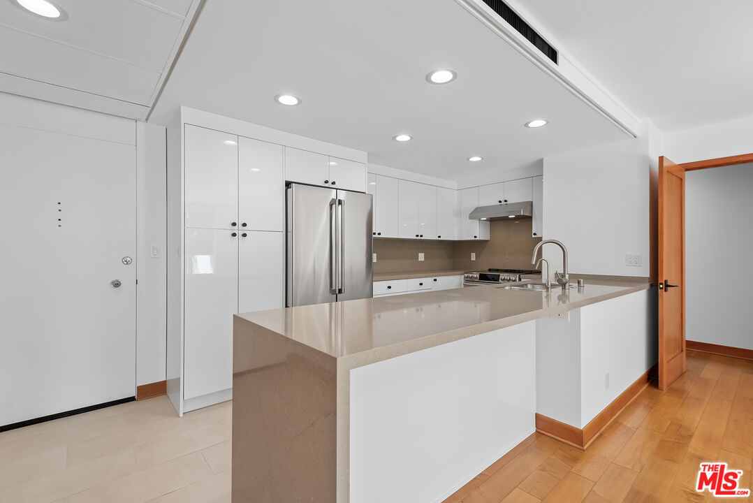 MLS #25493811 image #0