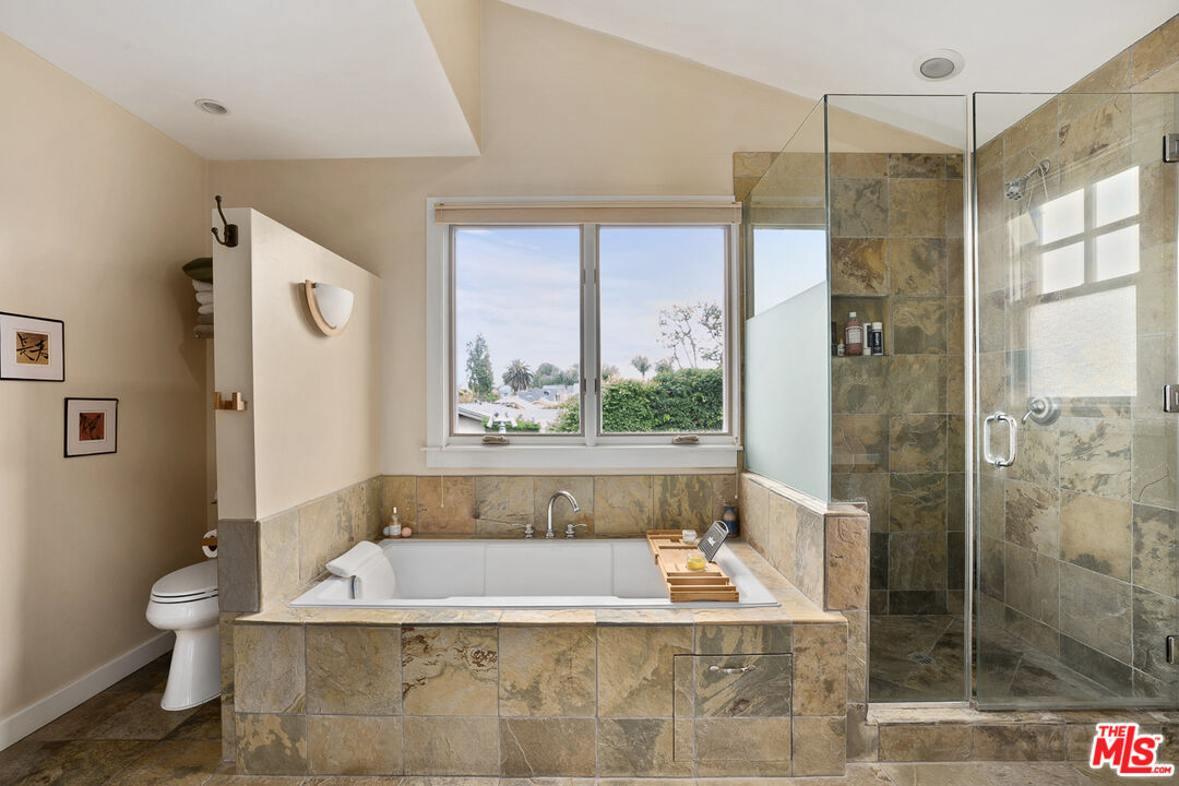 MLS #25493849 image #24