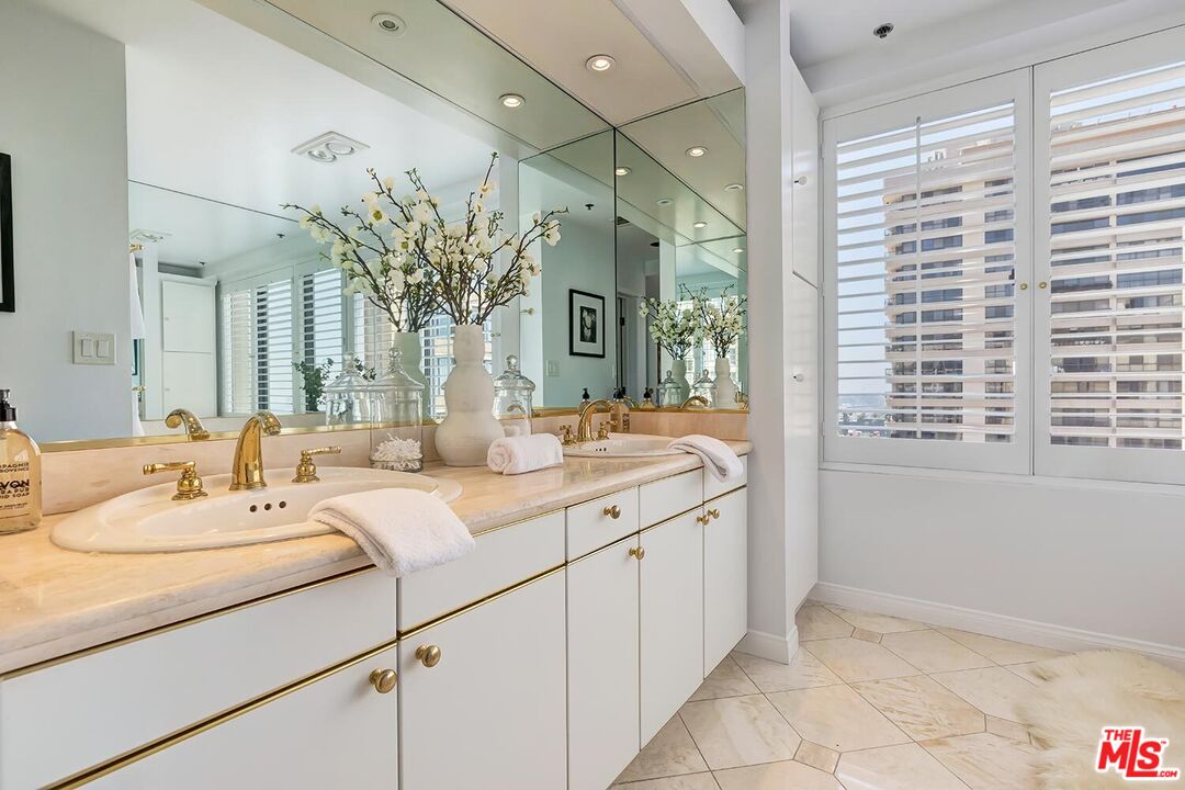 MLS #25494757 image #14