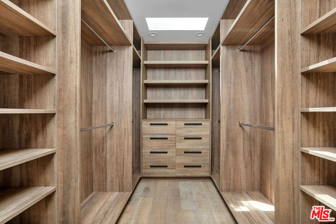 MLS #25495041 image #18