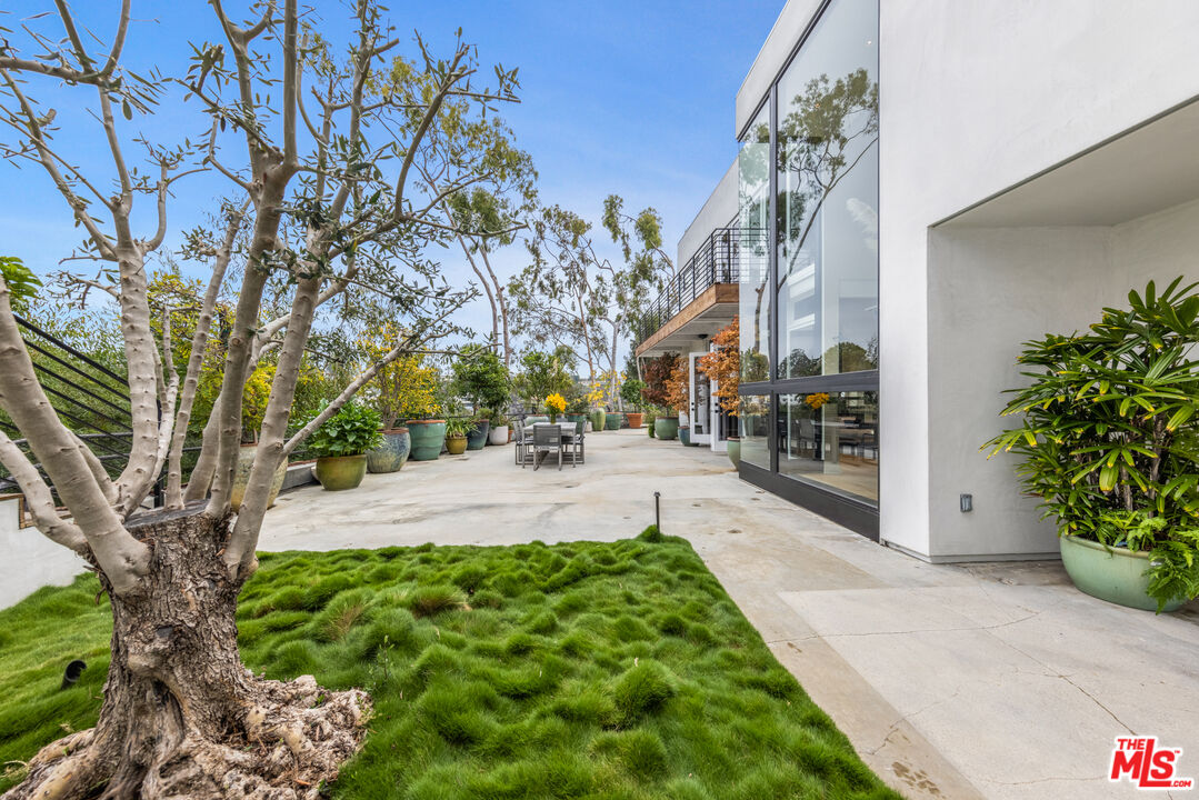 MLS #25495045 image #18