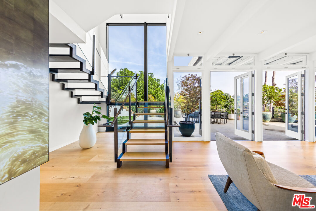 MLS #25495045 image #3