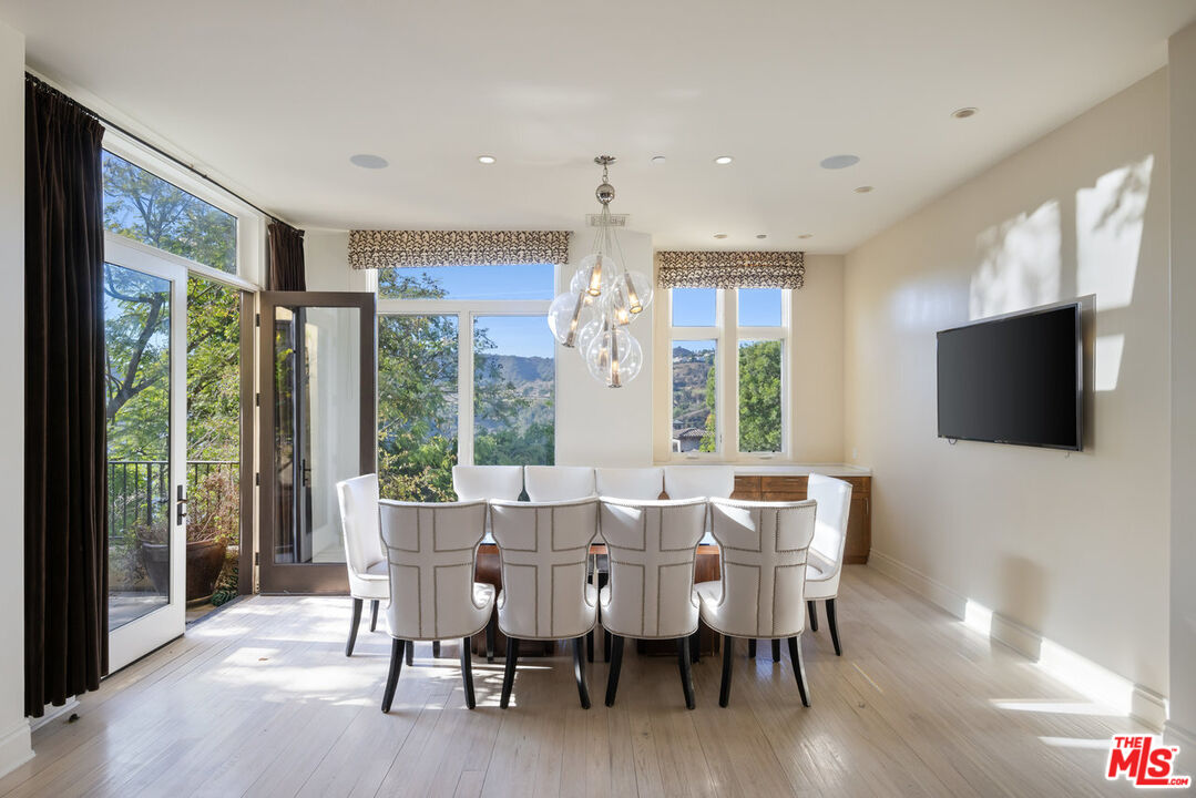 MLS #25495559 image #9